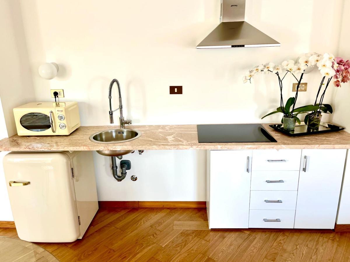 Imperial Terrace Suite Milan Bagian luar foto